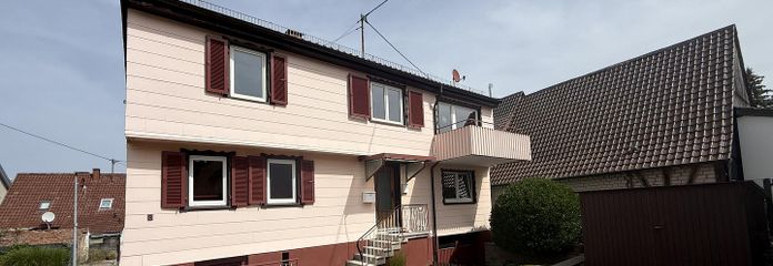 Elastyczny w użytkowaniu dom dwurodzinny – idealny dla rzemieślników lub jako dom wielopokoleniowy
