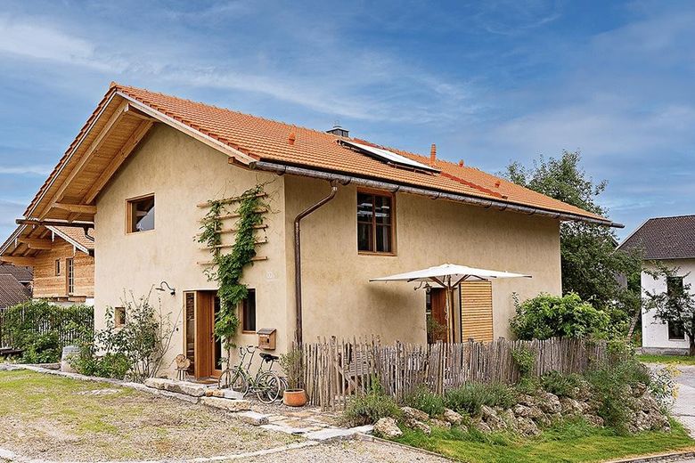 Besonderes Haus mit zeitloser Architektur & ELW am Simssee – Foto 16