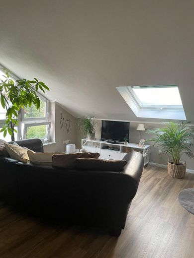 Neu renovierte Dachgeschosswohnung in Heidenheim – Фотографія 2