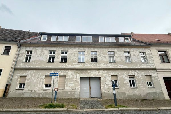 Casa plurifamiliare con 7 unità nel centro storico di Torgau - Ideale per pensione, abitazione o investimento di capitale