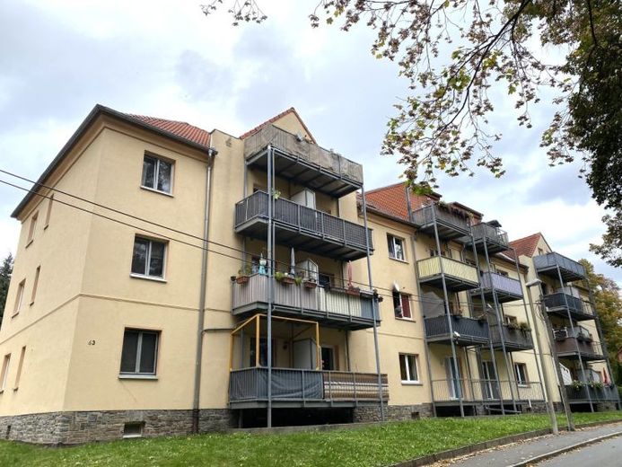Helle 3-Raumwohnung mit zwei Balkonen und Stellpl. in Zwickau – Foto 1