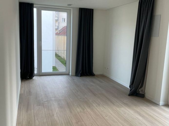 Moderne 2-Zi-Wohnung in Appartementhaus
73730 Esslingen – Foto 1