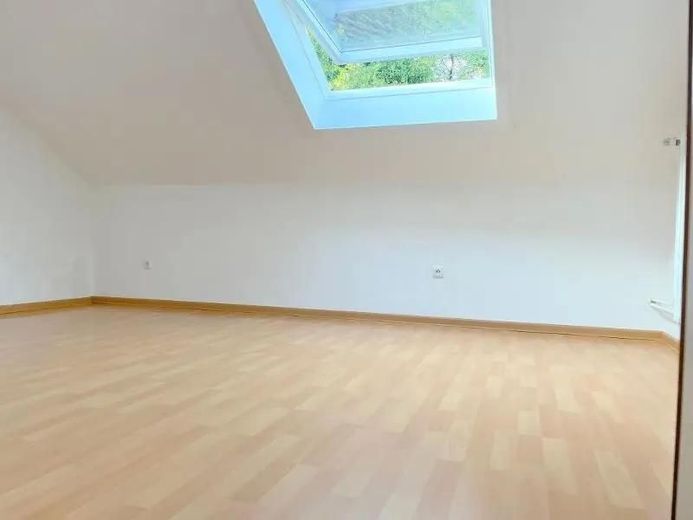 Gepflegte 3 Zi.-Wohnung mit Balkon gegenüber Bathildis-Krankenhaus / Nähe Phoenix (1011/09) – Bild 8