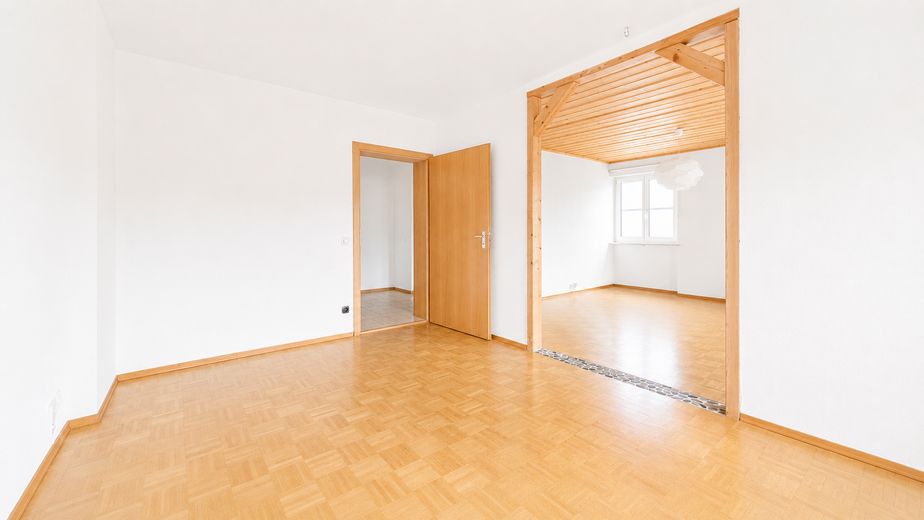 PROVISIONSFREI: Attraktive 3-Zimmer-Wohnung mit Balkon in ruhiger Lage München-Aubing – Schlafzimmer