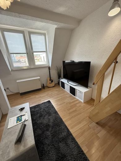 Charmante 2,5-kamerwoning op een centrale locatie in Stuttgart West – Wohnzimmer 