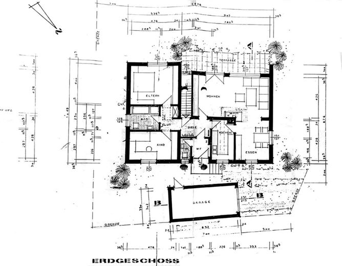 Einfamilienhaus mit Garage – Grundriss EG_bemaßt (1)