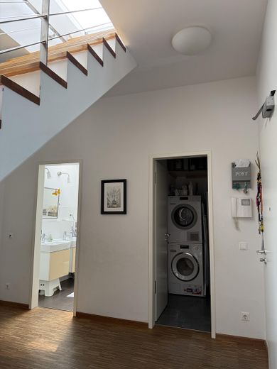Luxury Penthouse Maisonette with Private Rooftop Terrace & Spectacular 360° Berlin Skyline Views – Entrance Area (6th floor)
