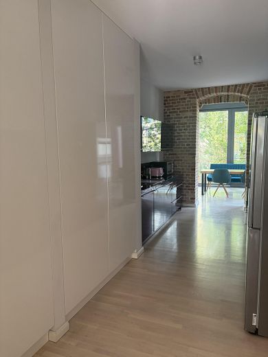 Amplio piso de 5 habitaciones – ideal para familias o parejas que buscan espacio – Einbauschränke Küche
