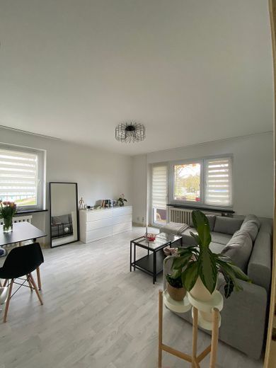 Schöne, geräumige 49 m² Wohnung in Wolfsburg mit EBK – Foto 5
