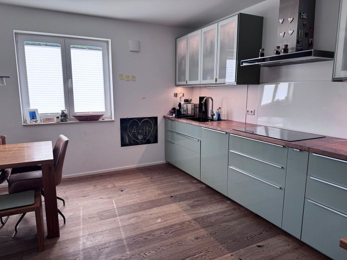 Einzigartige Gartenwohnung in München – Küche - Arbeitsfläche