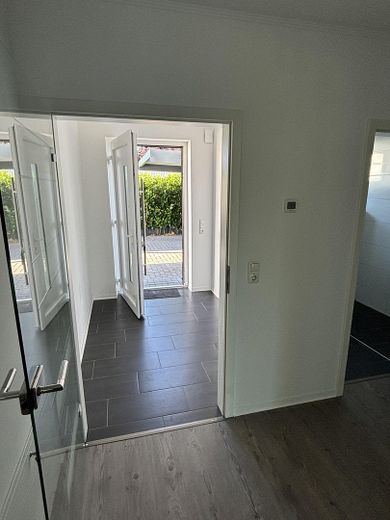 Casa unifamiliare, bungalow 2019 in condizioni pari al nuovo in bella posizione – Foto 8