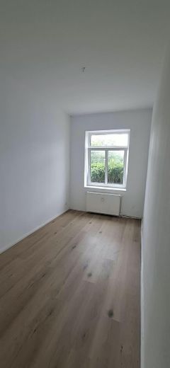 Otwarte oglądanie we wtorek 01.09.2026 o godz. 17:00 Jasne mieszkanie 3-pokojowe w Rieps – Kleines Zimmer
