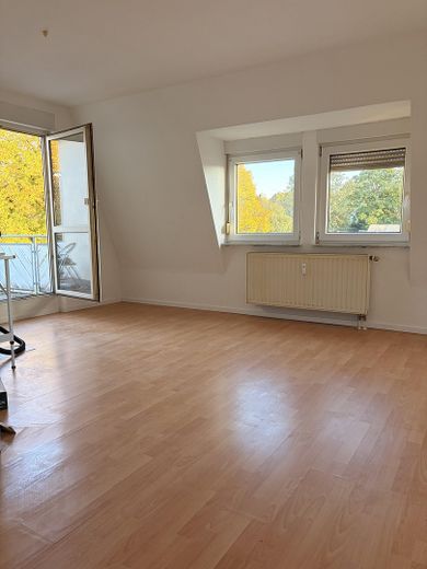 Primera ocupación tras la renovación: apartamento de 1 habitación con balcón en el centro – Foto 2