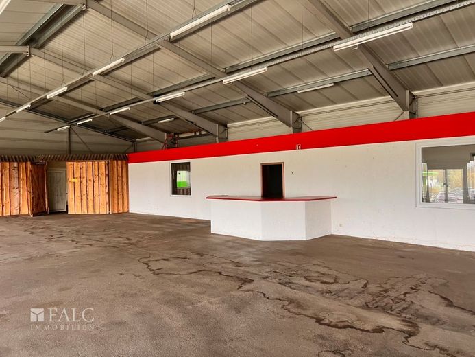 Halle Zugang Büro´s