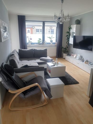 Tolle 2 Zimmerwohnung mit Küche – Foto 1