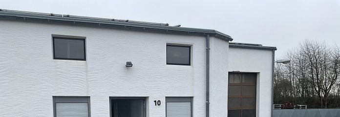 Büro Halle 1