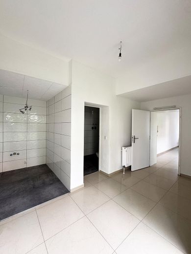 Modern sanierte 2-Zimmer-Souterrainwohnung in Duisburg – Foto 5