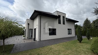 DARF ICH VORSTELLEN: IHRE ARCHITEKTEN-VILLA – 1788268341_3b29bc.jpg