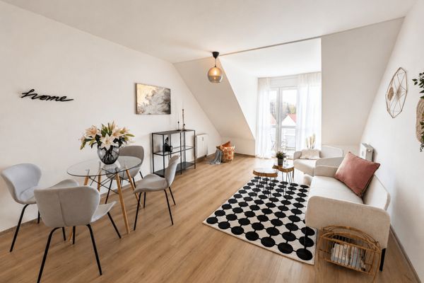 3-Zimmer-Maisonette-Wohnung in Liebertwolkwitz mit 2 Balkonen und Tiefgarage