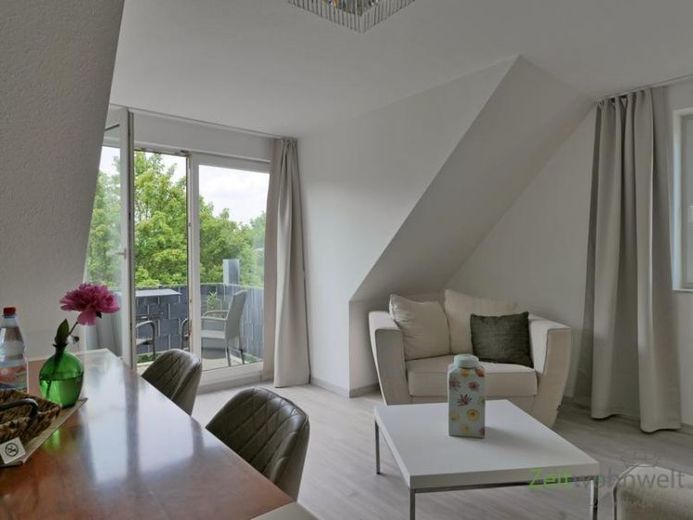 (EF1037_M) Dresden: Kleinpestitz/Mockritz, Neu möblierte Wohnung mit Tiefgarage, Balkon und Service – Fotoğraf 1
