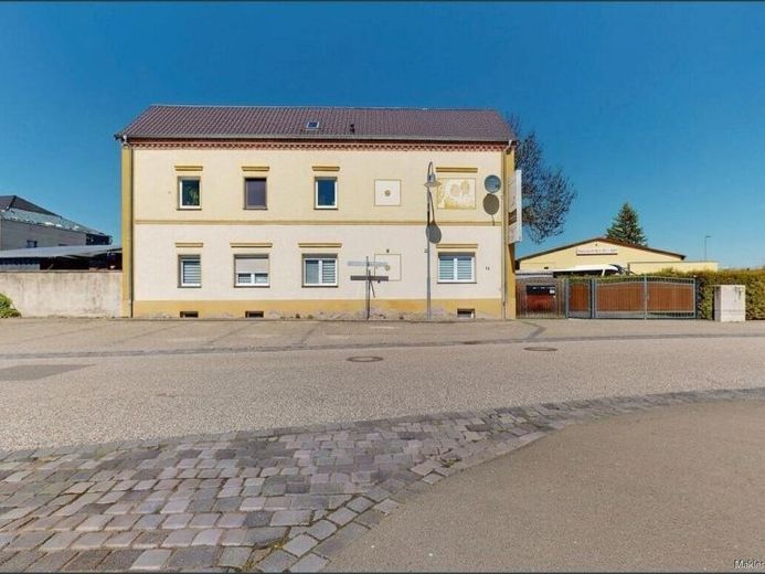 SENZA PROVVIGIONE: Investimento immobiliare a Lutherstadt Eisleben con ampio terreno – Foto 1