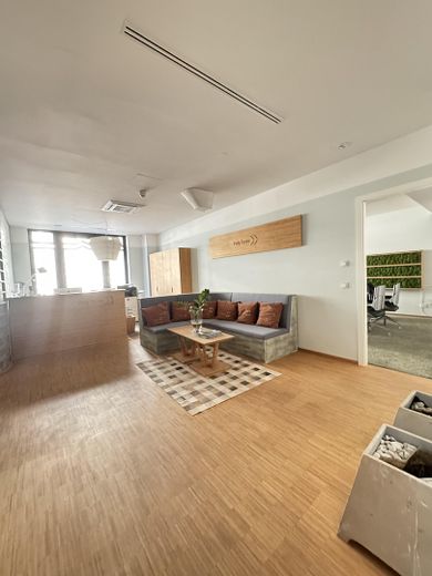 OFFICE / PRACTICE SPACE IN BERLIN’S PRIME LOCATION WITH CONCIERGE – Photo 8