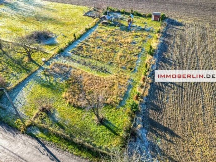 IMMOBERLIN.DE - Attraktives Baugrundstück in Westausrichtung & naturschöner Lage – Foto 1