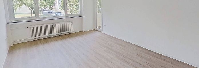 Ampio appartamento di 4 locali con BALCONE e tanto comfort a Paderborn-Sennelager – Ansicht I: Wohn- und Esszimmer