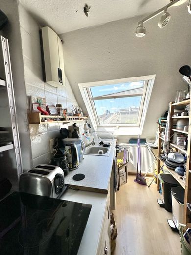 CITYHOUSE: Top-Rendite! Dachgeschosseinheit mit 3 Apartments einer Dachterrasse und Balkon! – Küche