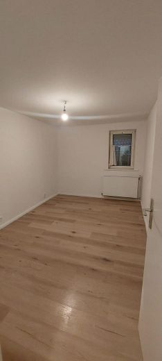 Schöne, neu renovierte 3 Zimmerwohnung zur Vermietung in Goslar – Zimmer 2
