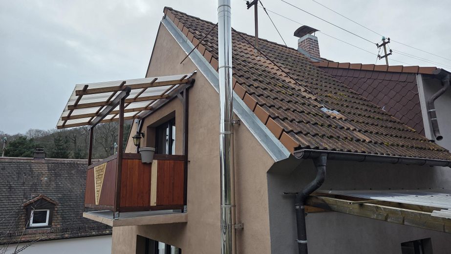 Einfamilienhaus mit Garten in ruhiger Wohnlage – Außenansicht