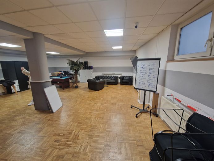 Büro / Lager am Walter-Gropius-Platz im Hohbuch – Foto 3