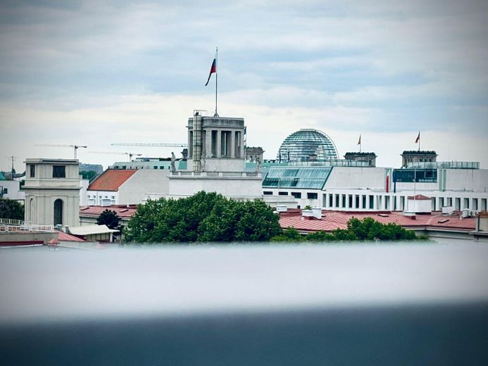Provisionsfrei: Außergewöhnliche Dachgeschosswohnung mit Blick über Berlin und toller Dach-Terrasse – Ausblick Dachterrasse