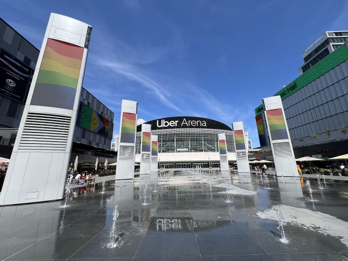 Uber Arena  / Uber Platz