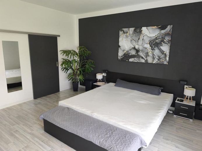 Edificio residencial y comercial con nave, oficinas, vivienda, jardín 507qm – Foto 14