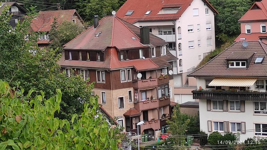 Mehrfamilienhaus mit 4x2-Zimmer Whg, 8 Zim, 6 Bad – Foto 8