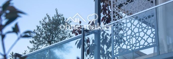 Design trifft Gemütlichkeit: Kernsaniertes Juwel mit Terrasse, High-End-Ausstattung, PV & Klima