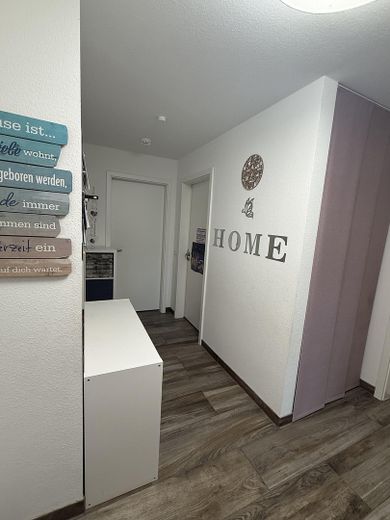 Bellissimo appartamento di 3,5 locali con giardino – Foto 6