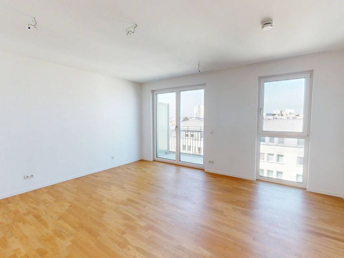 FAMILIEN AUFGEPASST: Wohntraum mit 5 Zimmern und Balkon in Berlin Lichtenberg – Ansicht III: Wohn- und Esszim…
