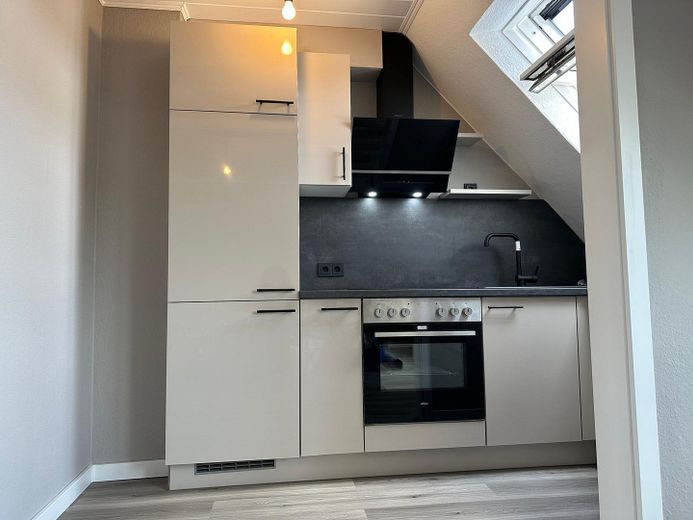 First occupancy attic apartment after renovation/new – Küche