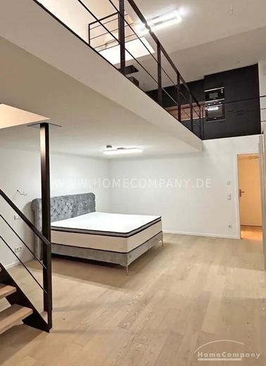 Extravagantes Wohnerlebnis auf 3 Ebenen – Stil trifft Individualität! – ecd6f21212087c0d343186530b57e5cfa0e2847e.jpg