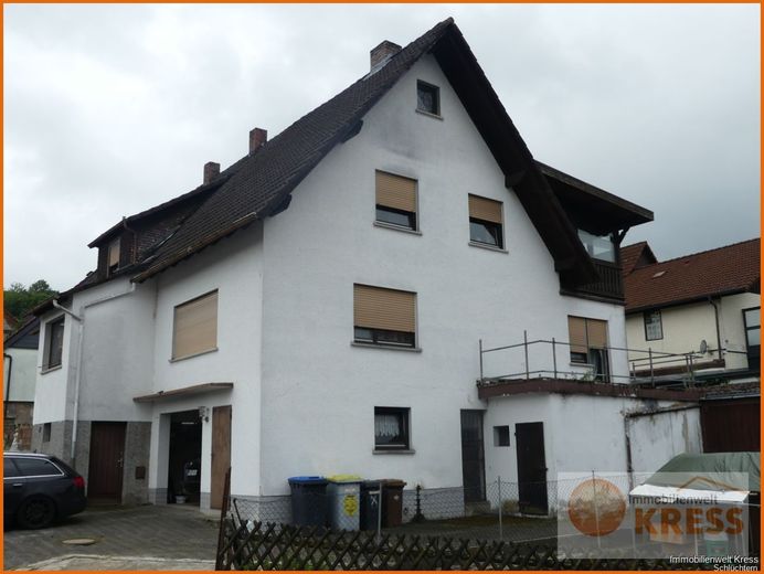2-Familienwohnhaus mit Balkon, Wintergarten und 2 Garagen in der Ortslage von Sinntal-Oberzell – Bild 2