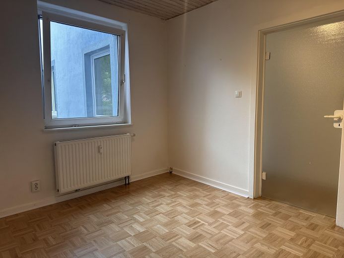Koblenz-Altstadt 2er WG (cadauno CALDO €650 a persona, complessivamente €1300 caldo) – Foto 9