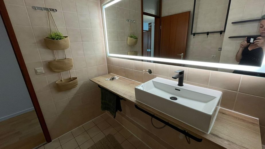 Double investment, two apartments, one offer! – 3 Zimmer Wohnung Bad