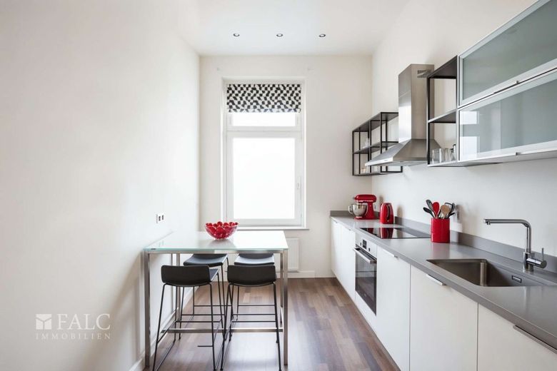Ein Zuhause mit Ausblick und Charakter – Küche  (KI generiert)