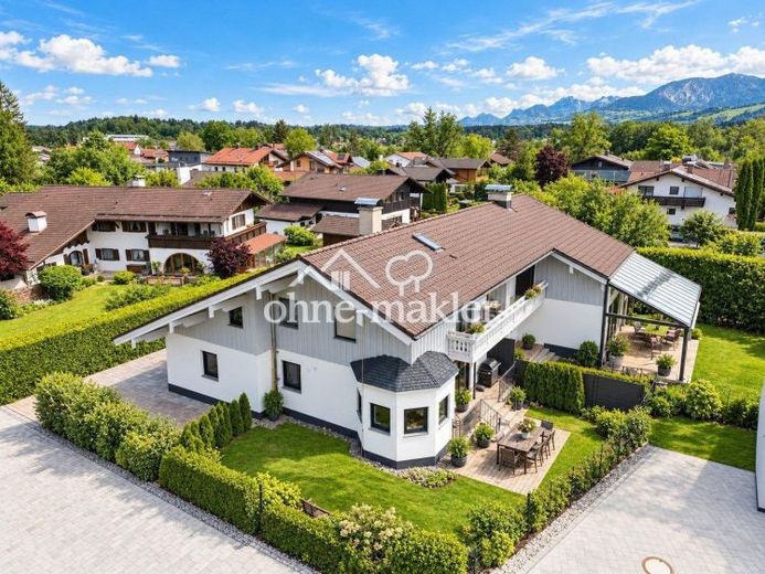 Provisionsfrei: Kernsanierte Doppelhaushälfte mit Erker, Kachelofen und Südgarten – Thansau am Inn – Foto 1