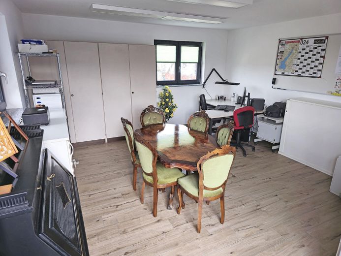 Kinder-/Arbeitszimmer 1