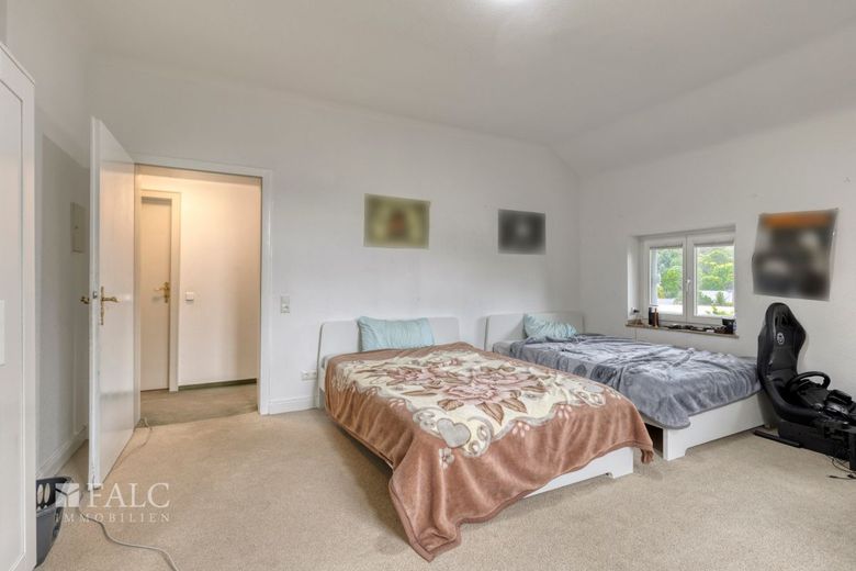 Maximale Rendite! Großzügige Wohnresidenz als starke Kapitalanlage – Schlafzimmer DG