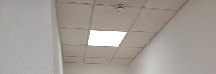 WG-geeignete helle 3,5-Zimmer-Gartenwohnung, Einbauküche, zentrale Lage, Erstbezug nach Sanierung – Eingang mit Windfang