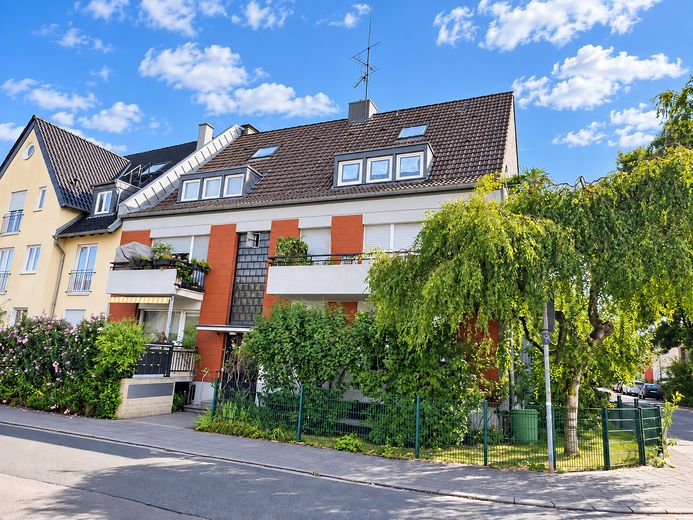 Hallo Holweide- Bezugsfrei, OHNE Makler, in ruhigem 7 Fam.Haus – Foto 3